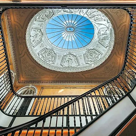 Отель Torel Palace