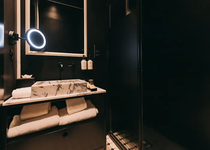 ホテル Torel Palace ポルト