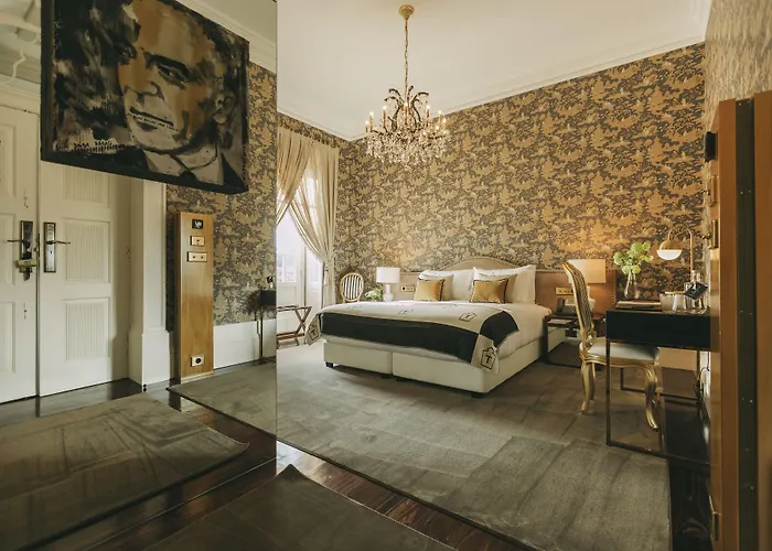 Torel Palace Ξενοδοχείο 5*